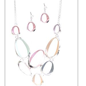 New Twist Ovals Necklace Set